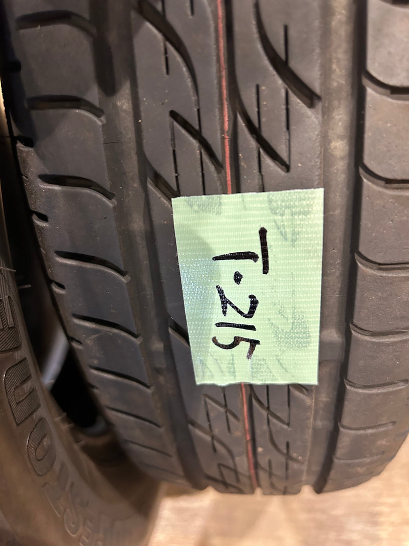 ギャラリービューアに画像をロードする, T-215ブリヂストンﾈｸｽﾄﾘｰ155/70Ｒ13 夏タイヤ
