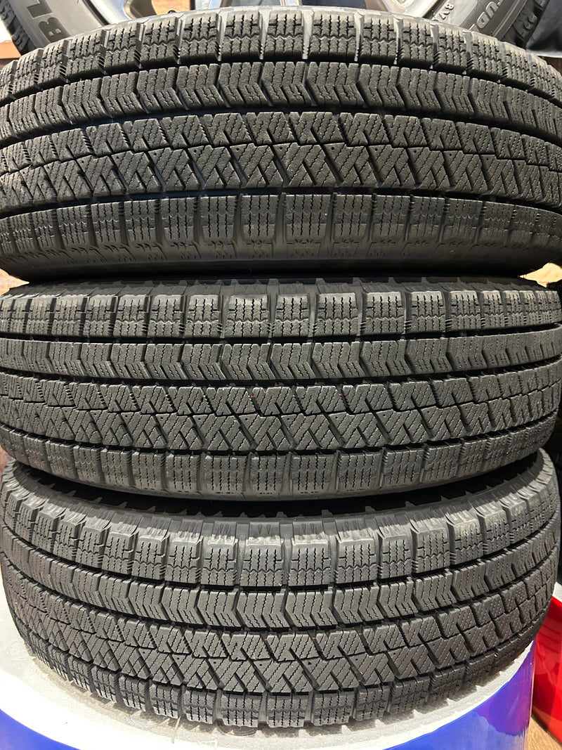 ギャラリービューアに画像をロードする, K14-0078ブリヂストンﾌﾞﾘｻﾞｯｸ　VRX2155/65Ｒ14スタッドレス
