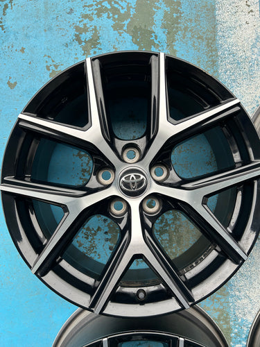 H-025ﾄﾖﾀ18Ｘ7.5+45　5-114