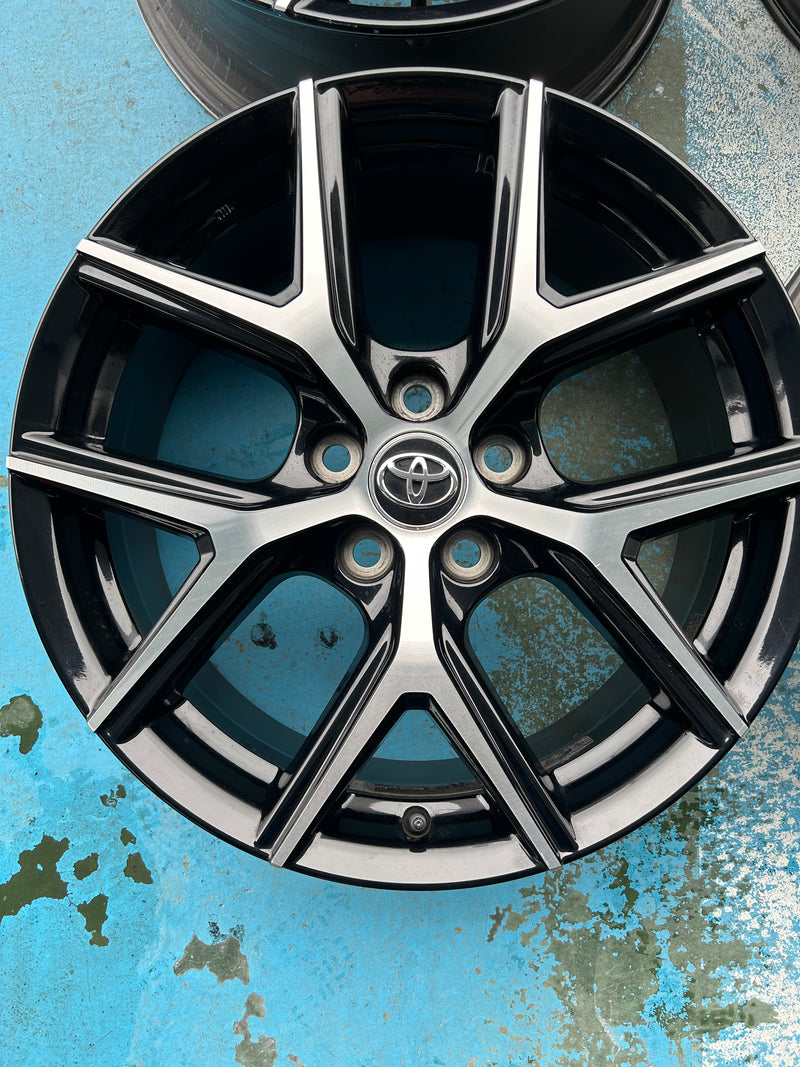 ギャラリービューアに画像をロードする, H-025 ﾄﾖﾀ
