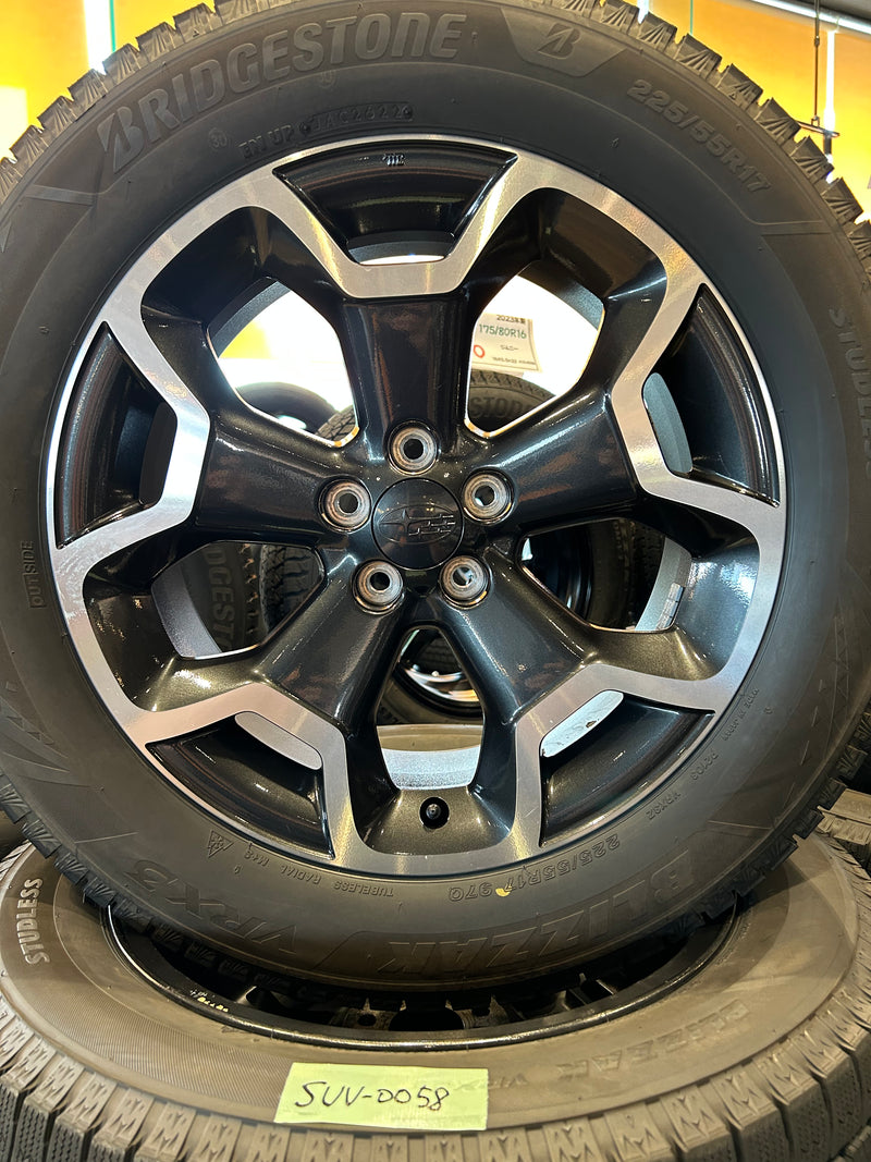 ギャラリービューアに画像をロードする, SUV-0058 ブリヂストン スタッドレス ﾌﾞﾘｻﾞｯｸ　VRX3 225/55Ｒ17
