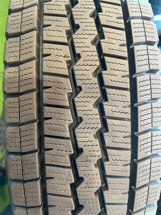 V-0033 ダンロップ スタッドレス ｳｨﾝﾀｰﾏｯｸｽ　ﾊﾞﾝ 195/80Ｒ15