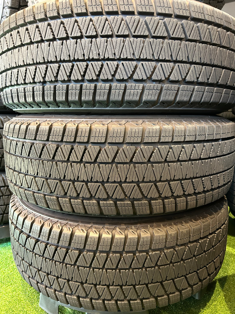 ギャラリービューアに画像をロードする, SUV-0062 ブリヂストン スタッドレス ﾌﾞﾘｻﾞｯｸ　DM-V3 225/65Ｒ17
