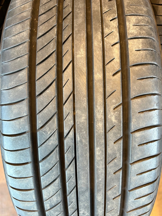 T-227ヨコハマｱﾄﾞﾊﾞﾝdB　V552215/60Ｒ16 夏タイヤ
