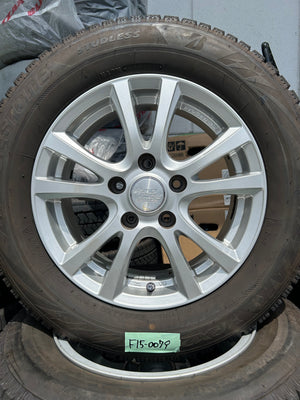 F15-0079ブリヂストンﾌﾞﾘｻﾞｯｸ　VRX2195/65Ｒ15スタッドレス