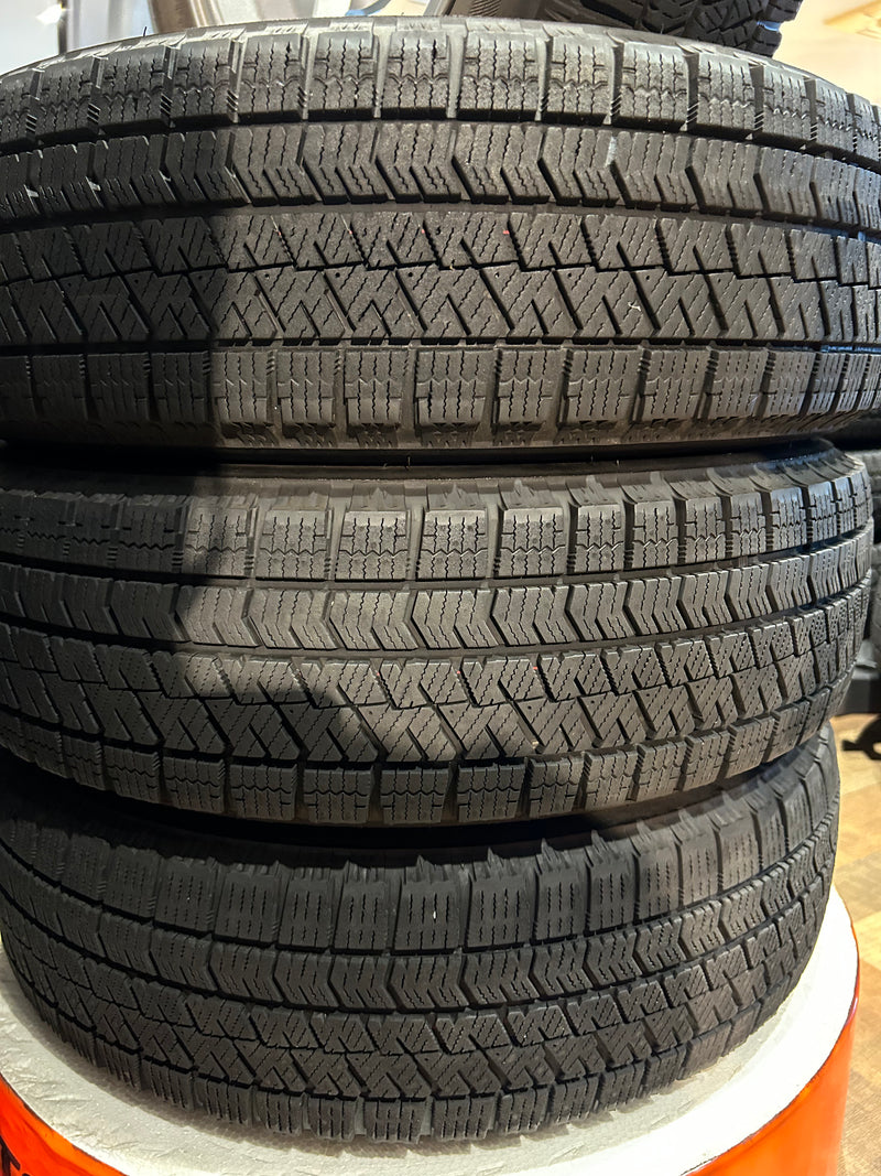 ギャラリービューアに画像をロードする, K14-0083ブリヂストンﾌﾞﾘｻﾞｯｸ　VRX2155/65Ｒ14スタッドレス
