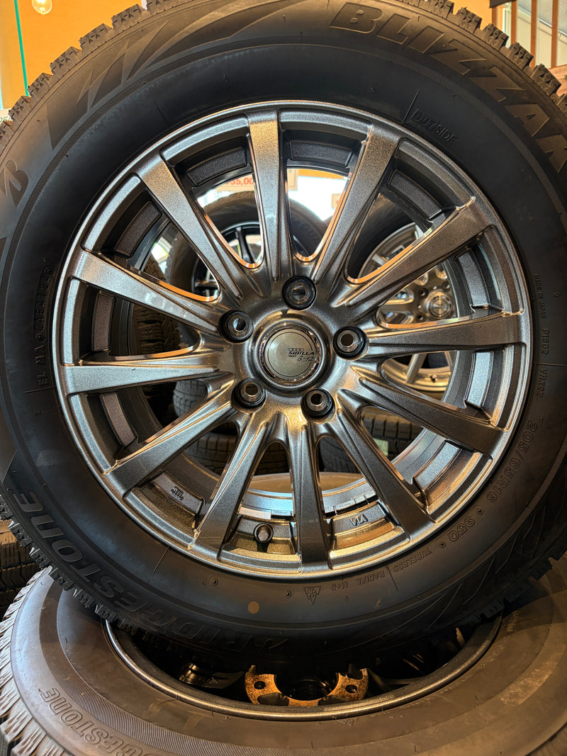 ギャラリービューアに画像をロードする, SUV-0083 ブリヂストン ﾌﾞﾘｻﾞｯｸVRX2 205/65R16 スタッドレス ﾔﾘｽｸﾛｽ
