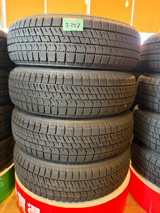 T-353ブリヂストンﾌﾞﾘｻﾞｯｸVRX2165/60R15スタッドレス